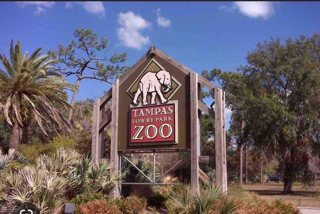 Minutes To Fairgrounds, Hard Rock, & Busch Gardens Villa แทมปา ภายนอก รูปภาพ